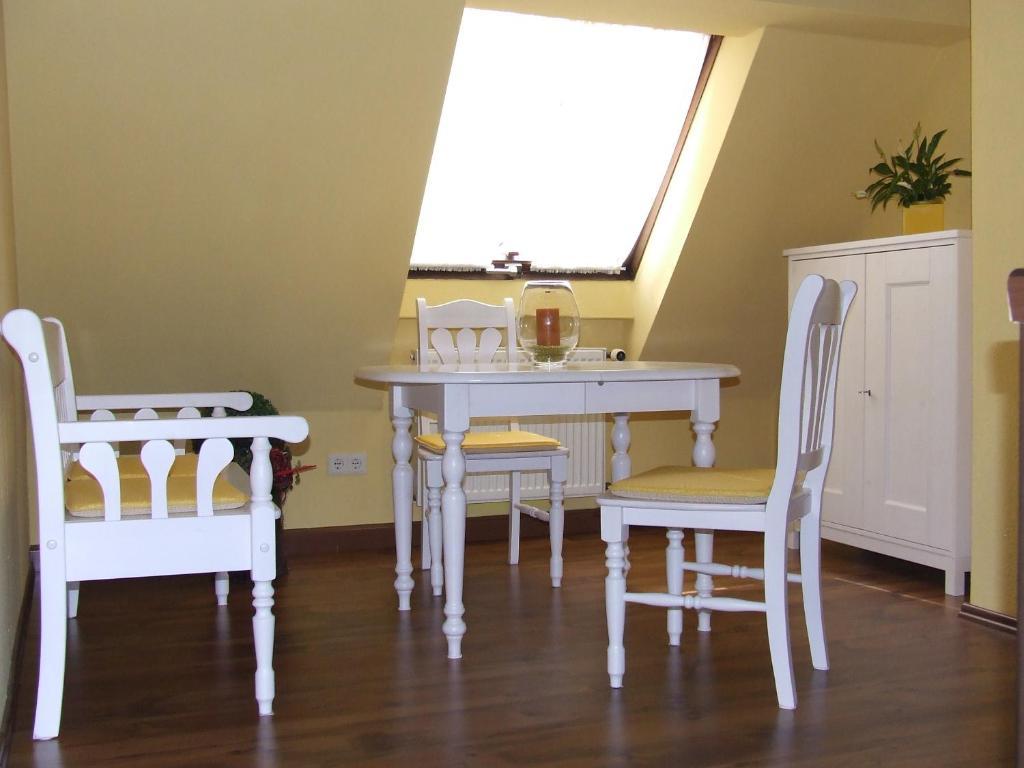 Haus Am Kastanienwald Hotel Dorrenbach Phòng bức ảnh
