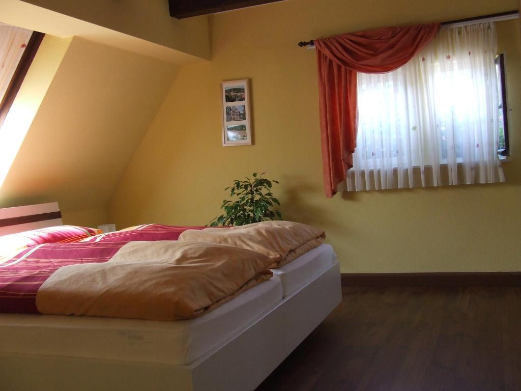 Haus Am Kastanienwald Hotel Dorrenbach Phòng bức ảnh