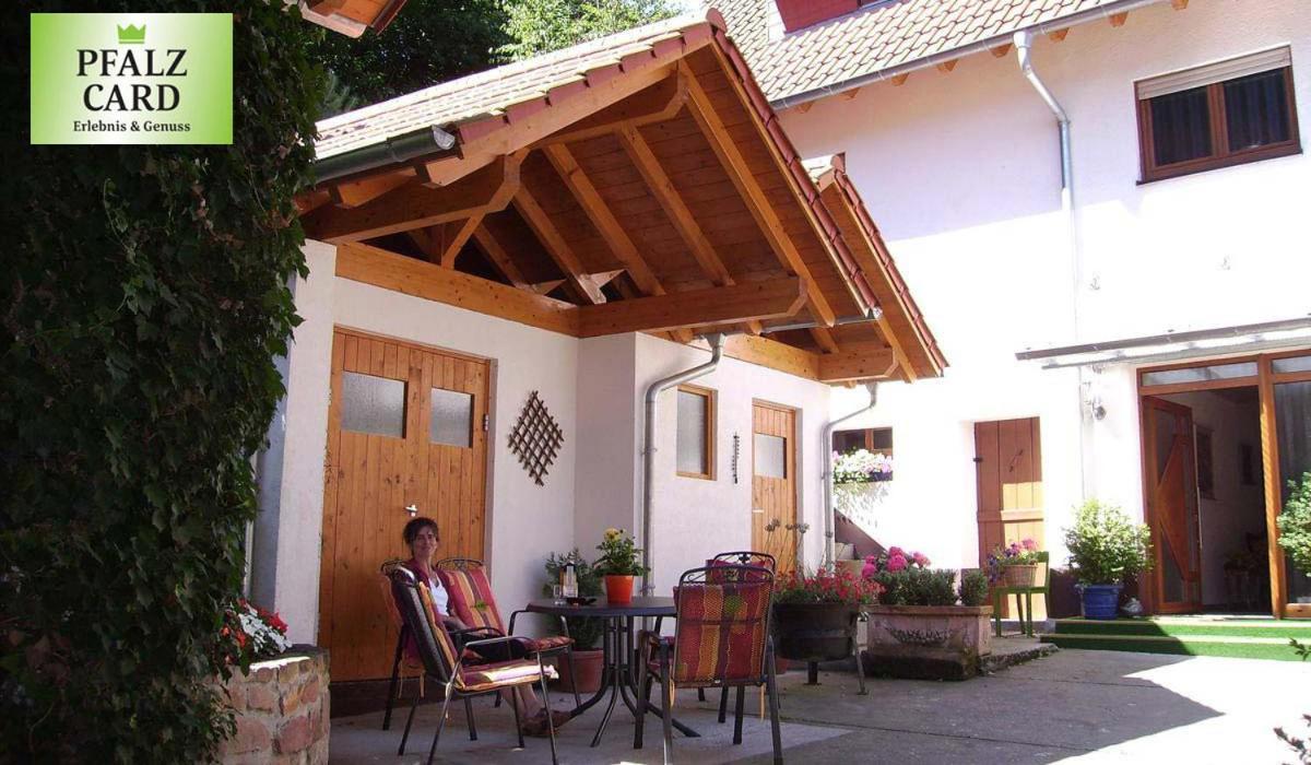 Haus Am Kastanienwald Hotel Dorrenbach Ngoại thất bức ảnh